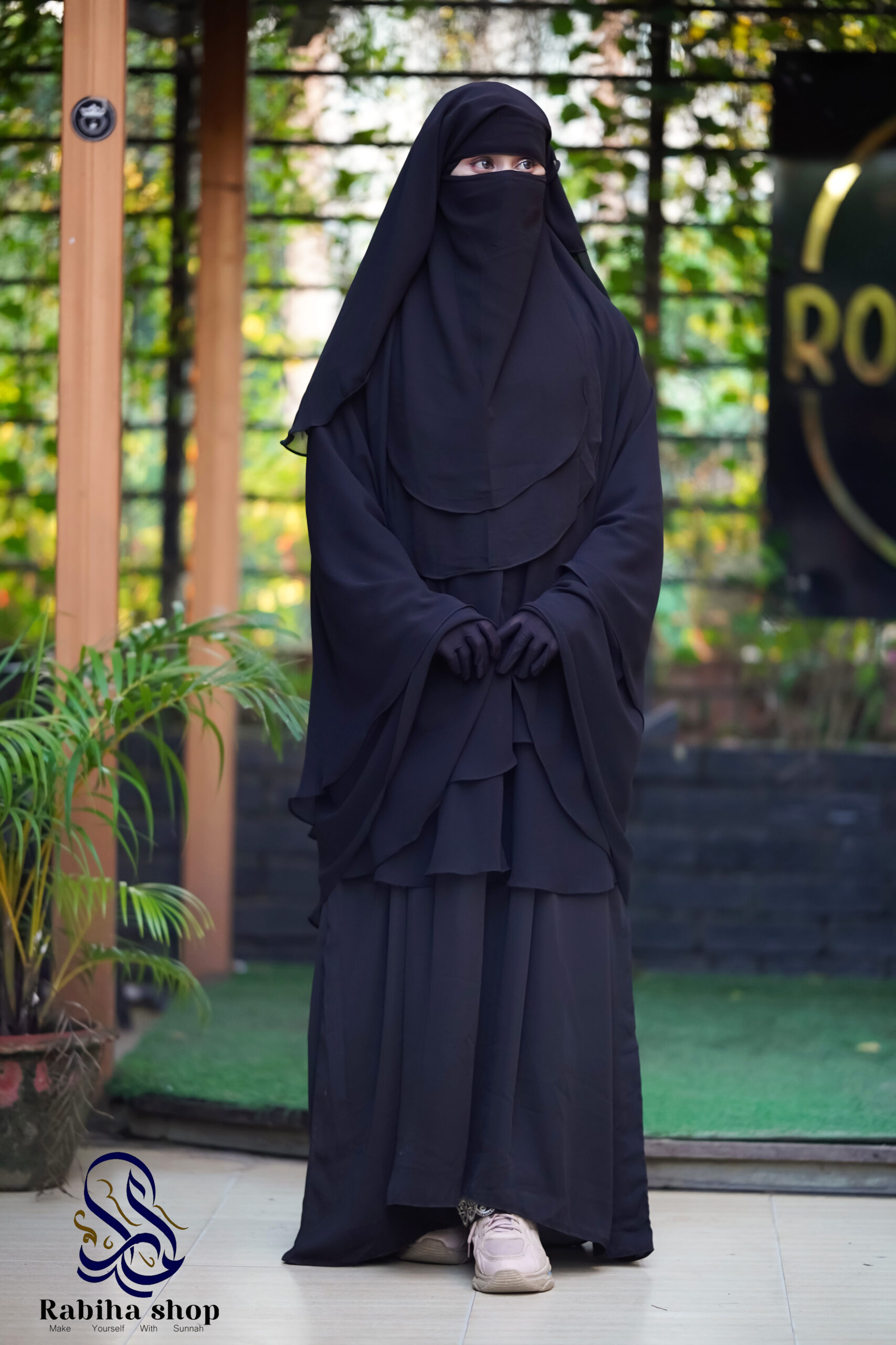 জান্নাতি বোরকা সেট।